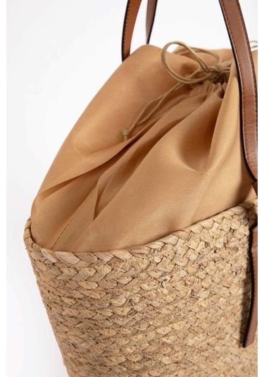 DeFacto Kadın Hasır Omuz Çantası Z4390AZNSBG33 Bej DeFacto Kadın Hasır Omuz Çantası Z4390AZNSBG33 Bej