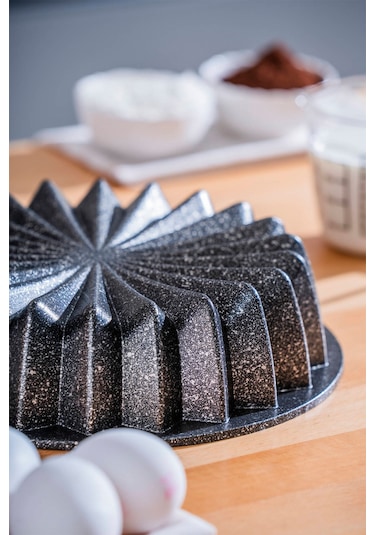 Acar Star Tart Kalıbı Siyah - 26 cm