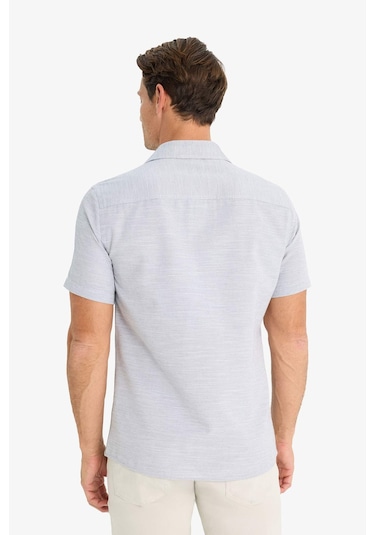 DeFacto Modern Fit Yazlık Polo Yaka Basic Düz Kısa Kollu Gömlek E5077AX25SMBK81 DeFacto Modern Fit Yazlık Polo Yaka Basic Düz Kısa Kollu Gömlek E5077AX25SMBK81