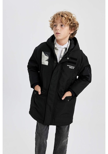 Defacto Erkek Çocuk Su İtici Kapüşonlu Mont Kaban A2732A823WNBK27 Siyah Defacto Erkek Çocuk Su İtici Kapüşonlu Mont Kaban A2732A823WNBK27 Siyah