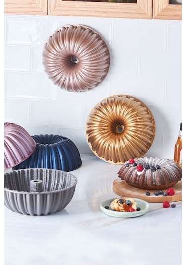 Karaca  Cake Pro Dilimli Rosegold Döküm Kek Kalıbı