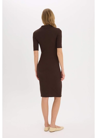 DeFacto Bodycon Vücudu Saran Polo Yaka Basic Düz Fitilli Kaşkorse Kısa Kollu Midi Elbise E6806AX25SPBN267