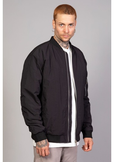 Siyah Regular Fit /krinkıl Kumaş İçi Kapitone Pilot Erkek Cek... Siyah