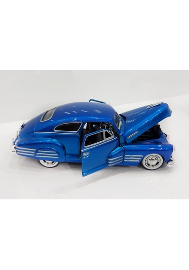 Vardem 1948 Chevy Aerosedan Fleetline Metal Araba