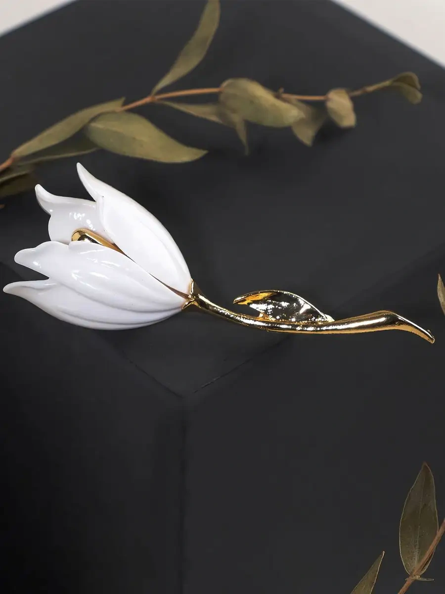 Queen Fair Kadın Broş Şık Orijinal 19888541 Beyaz