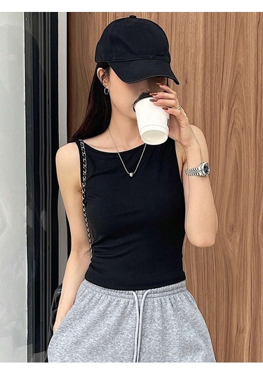 Havuz Yaka Omuzu Açık Askılı Siyah Renk Fitilli Crop Top Bluz