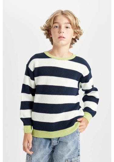 DeFacto Erkek Çocuk Bisiklet Yaka Çizgili Triko Kazak C3117A824WNER233 DeFacto Erkek Çocuk Bisiklet Yaka Çizgili Triko Kazak C3117A824WNER233