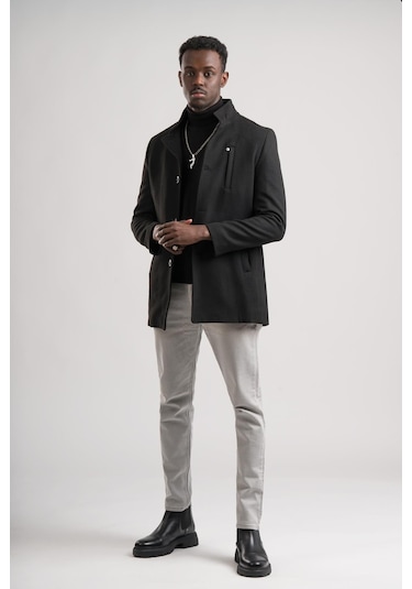 Slimfit Hakim Yaka Düğme Kapamalı Yan Cepli Astarlı Tek Yırtmaçlı Yünlü Kaşe Kaban Siyah