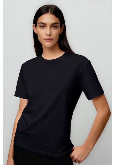 Lacivert O Yaka Standart Fit Basic Kadın T-shirt - 97311 Lacivert