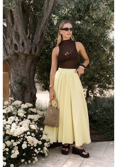 Amaya Bilek Hizasında Pileli Sarı Etek sarı