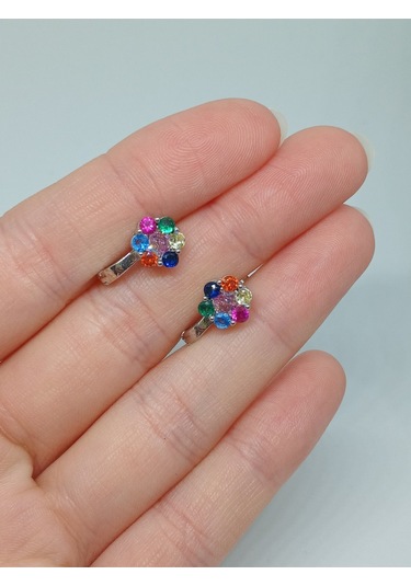 925 Ayar Gümüş Rengârenk Taşlı Çiçek Model Küpe Canlı Ve Neşeli Tasarım Gümüş