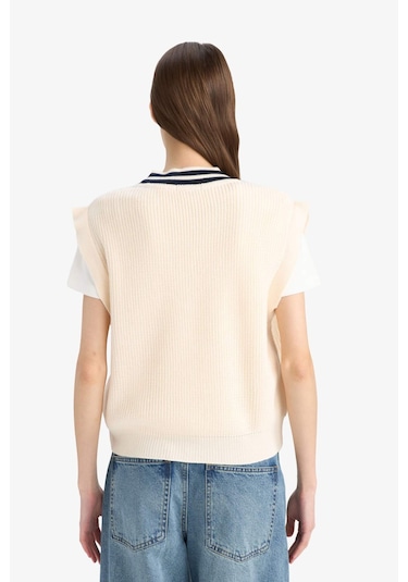 DeFacto Regular Fit V Yaka Triko Süveter S0375AZ25SPER105 Ekru