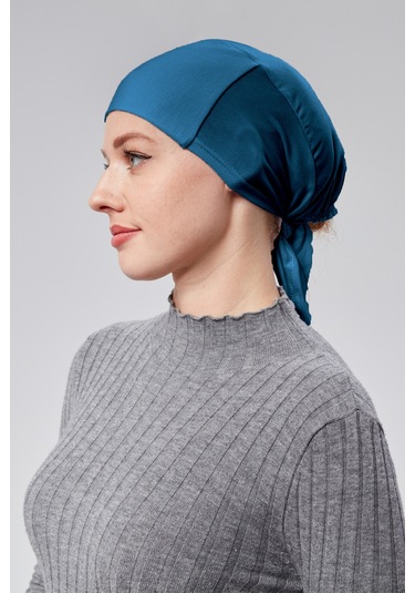 Kadın Tesettür Likralı Penye Dikişsiz Kaymaz Düz Bağlamalı Bone Petrol Mavisi