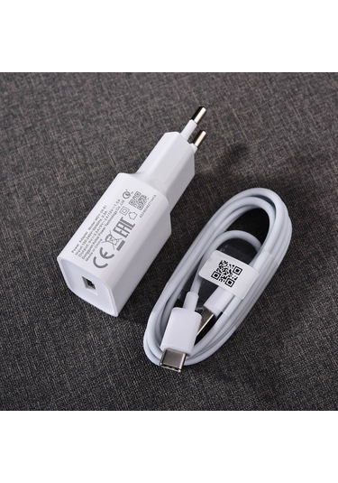 FitPlus Quick Charge 6 2.5A Şarj Aleti ve USB-Type-C Kablo Set