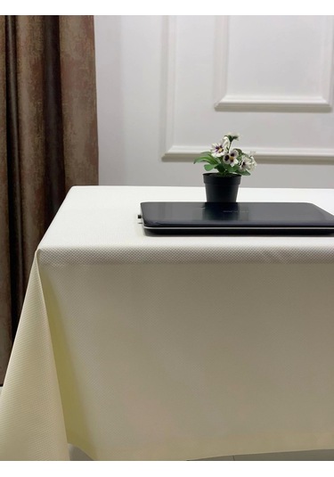 Nivemeshome Krem 140x220 Masa Örtüsü Krem