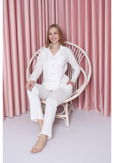 Ahengim Kadın Pijama Takımı Süprem Uzunkol İnce Çizgili Ceket Yaka Pamuklu Mevsimlik W20602299 001 Ahengim Kadın Pijama Takımı Süprem Uzunkol İnce Çizgili Ceket Yaka Pamuklu Mevsimlik W20602299 001