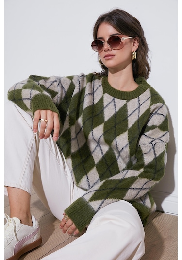 Lela Oversize Fit Bisiklet Yaka Baklava Desenli Yumuşak Dokulu Bayan Kazak 4616223 Haki