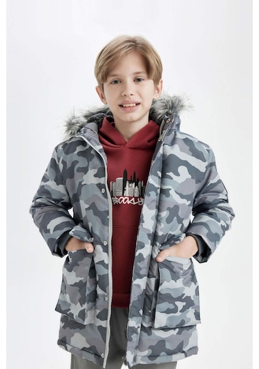 DeFacto Erkek Çocuk Çıkarılabilir Suni Kürk Yaka Kapüşonlu Pelüş Astar Parka C8787A824CWGR91 DeFacto Erkek Çocuk Çıkarılabilir Suni Kürk Yaka Kapüşonlu Pelüş Astar Parka C8787A824CWGR91
