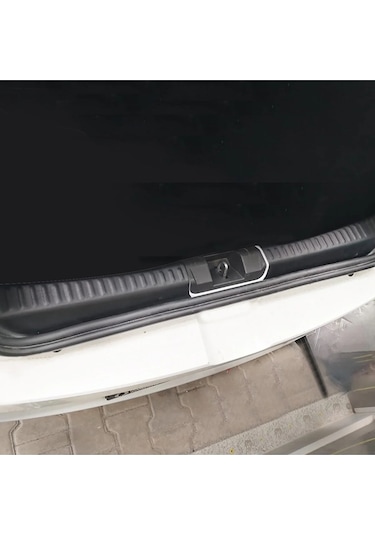 Dacia Sandero Bagaj Koruma Eşiği Mat Siyah 4 Prç 2021-