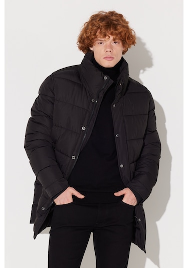 Lee Regular Fit Normal Kesim Dik Yaka Siyah Şişme Mont L222360001 Siyah