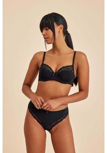 Emma Siyah Balenli Dantelli Dolgulu Toparlayıcı Yarım Kap Sütyen siyah