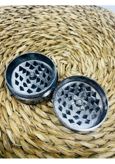 BullDog Modeli Metal 2Parça SivriDiş TutunÖğütücü Grinder //50mm