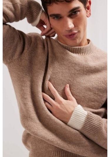 Defacto Relax Fit Bisiklet Yaka Triko Kazak E8390ax24cwbg300 Bej