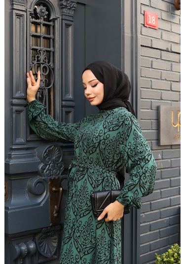 Kadın Viskon % 100 Pamuklu Osmanlı Desen C Yaka Eteği Fırfırlı Belden Kuşaklı Tesettür Elbise 2737 Yeşil Kadın Viskon % 100 Pamuklu Osmanlı Desen C Yaka Eteği Fırfırlı Belden Kuşaklı Tesettür Elbise 2737 Yeşil