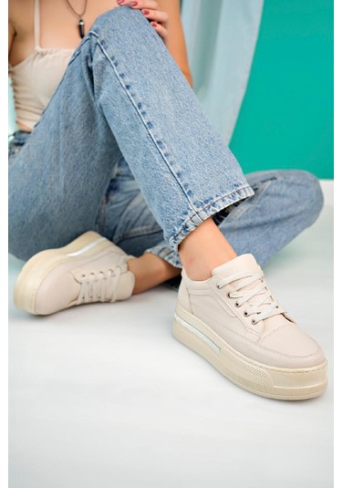 Zima Tabanı Taş Detaylı Kalın Taban Bağcıklı Kadın Sneaker 001