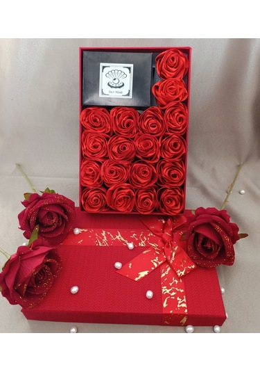Kutuda Solmayan Güller 18 Adet Yapay Gül Kırmızı Aksesuar Hediyelik Kutulu Kutu Gül Kutusu