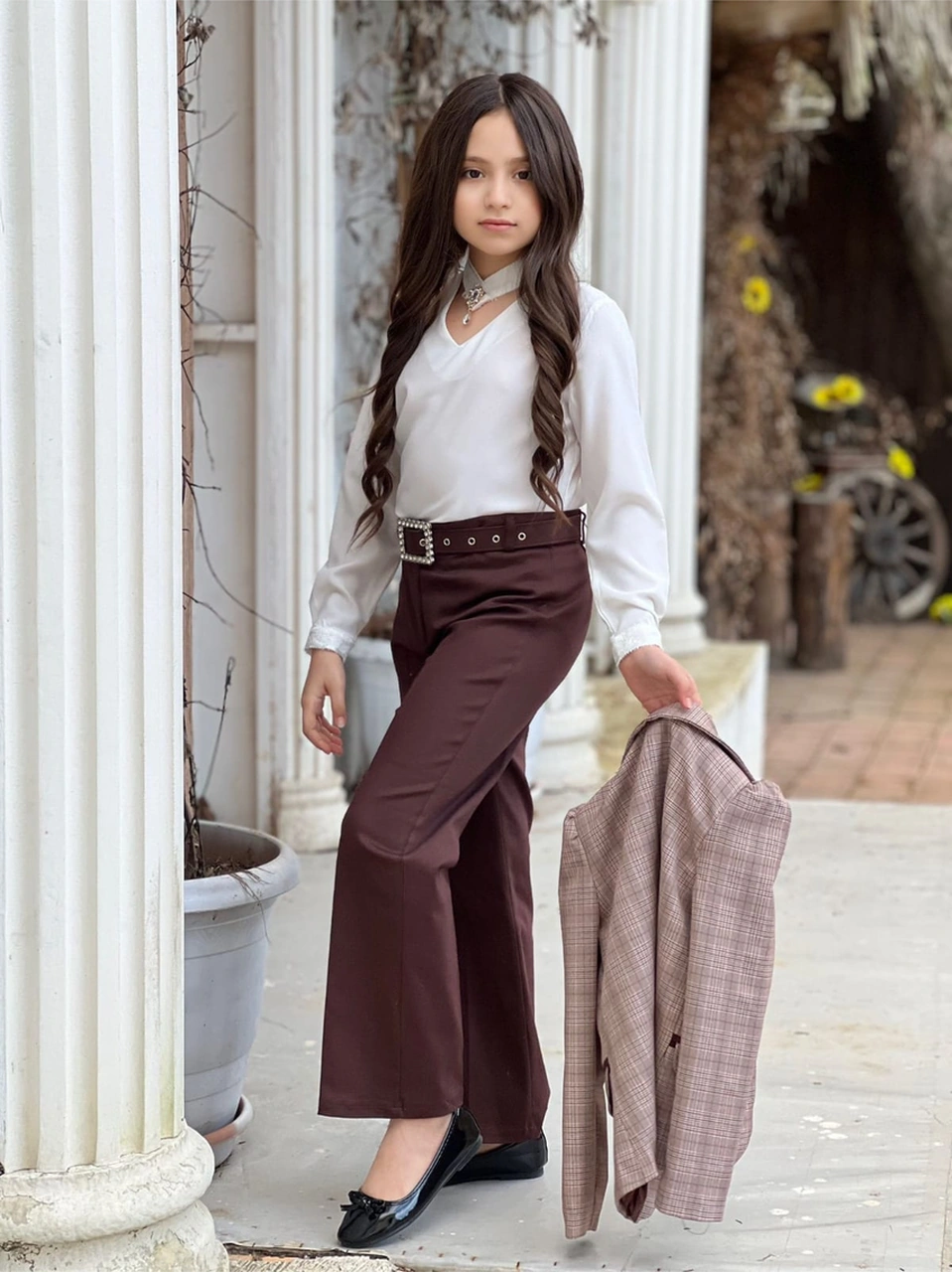 Uğurböceğiçocuk Astarlı Ekose Ceket Broşlu Gömlek Pantolon Kemer 4'lü Kız Çocuk Takım Kahverengi