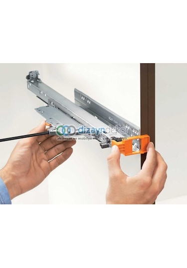 760h6500m Blum Movento Tip-on Blumotion Frenli-basaç Çekmece Rayı 65 Cm