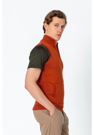 Erkek Fit Rahat Yakası Fermuarlı Kanguru Cepli Triko 001