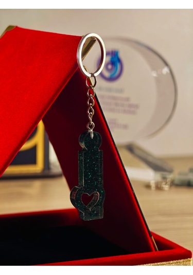 Harfli Anahtarlık Epoksi Kişiye Özel Yapım El Yapımı Harf Anahtarlık Kalp Model Özel Tasarım Hediyelik Ürün Kalp Desenli Simli Anahtarlık Altın