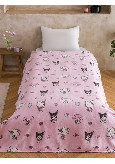 Karışık Hello Kitty Baskılı Pelüş Battaniye 150x220 Cm