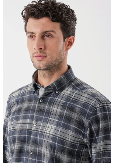 Koyu Lacivert Uzun Kollu Ekoseli Gabardin Sert Yaka Cepli Garnili Casual Comfort Fit Gömlek 1004235112-koyu Lacivert Koyu Lacivert Koyu Lacivert Uzun Kollu Ekoseli Gabardin Sert Yaka Cepli Garnili Casual Comfort Fit Gömlek 1004235112-koyu Lacivert Koyu Lacivert