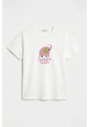 Itsbasic Kadın Beyaz Renk W5 Nakış Detaylı Oversize Tasarım T-shirt