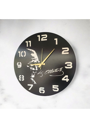 Atatürk İmza Ahşap Siyah Renk Sade Sayılı Hediyelik Sessiz Duvar Saati 50cm Siyah