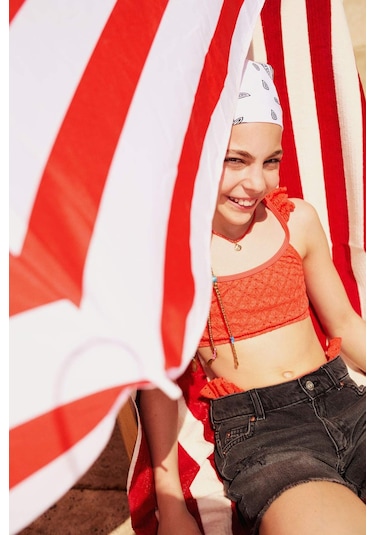 DeFacto Kız Çocuk Yırtık Detaylı Pamuklu Jean Şort D7106A825SMNM36