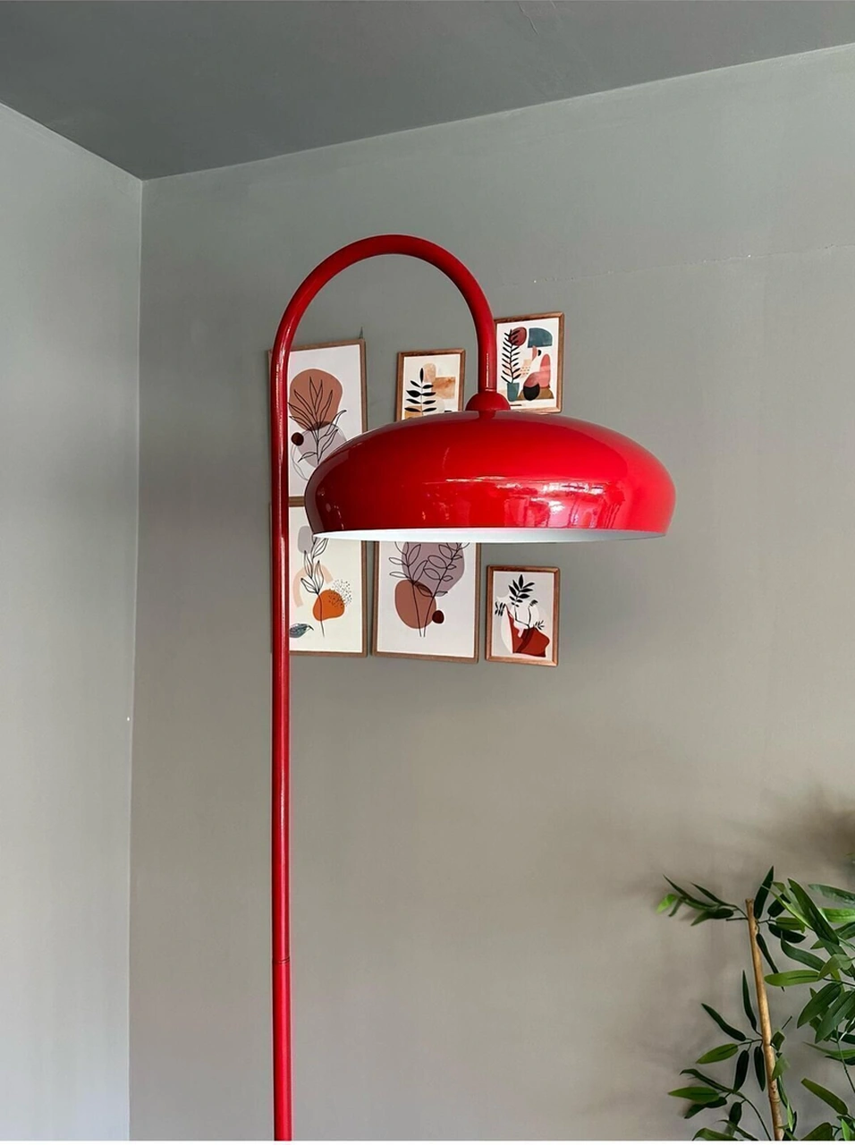 Kırmızı Lambader Modern Dekoratif Metal Oturma Odası Çalışma Odası Zemin Lambası Kırmızı