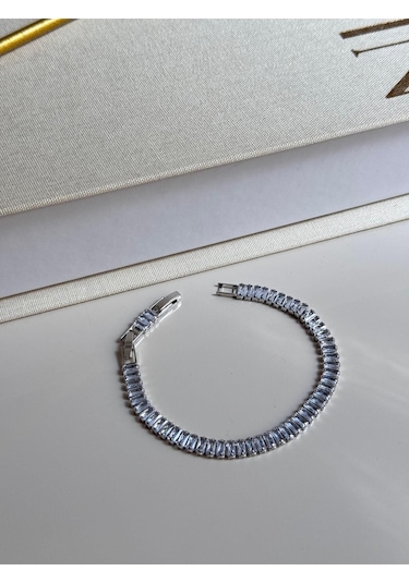 Baget Taşlı Gümüş Renk Çelik Tennis Bileklik Işıltılı Ve Şık Kadın Takı Gümüş