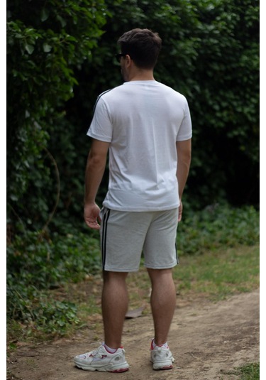 Erkek Gri Beyaz Alt Üst Takım Pamuklu Rahat Yumuşak Dokulu Şort Takım 23eest0171 001