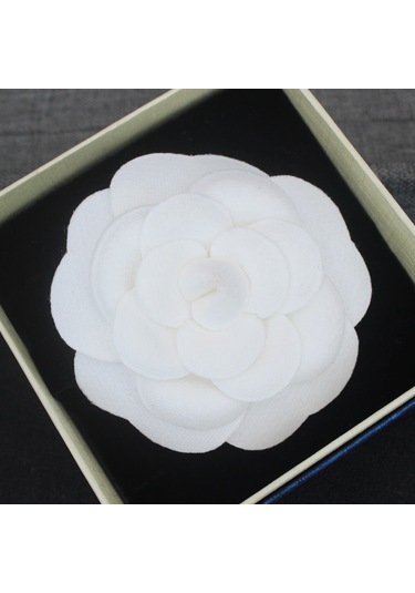 Lüks Siyah Beyaz Kumaş Kamelya Çiçek Broşu Kadın Büyük Gül New Ivory 7cm New Ivory 7cm Çok Renkli