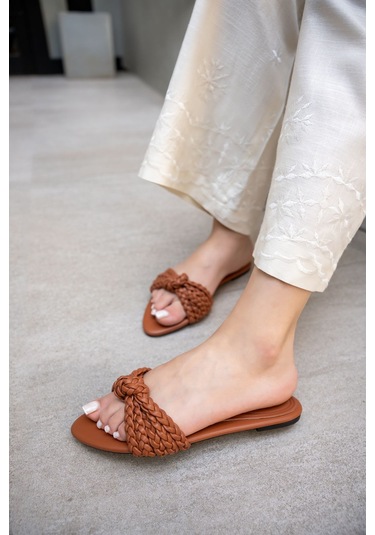 Mirim Örgü Detaylı Kadın Terlik Taba