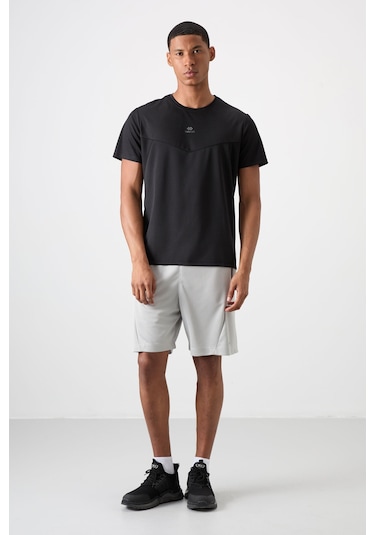 Tommy Life Siyah Polyester Nefes Alan Dokulu İnce Esnek Standart Fit Erkek Performans T-shirt - 88391 Siyah Tommy Life Siyah Polyester Nefes Alan Dokulu İnce Esnek Standart Fit Erkek Performans T-shirt - 88391 Siyah