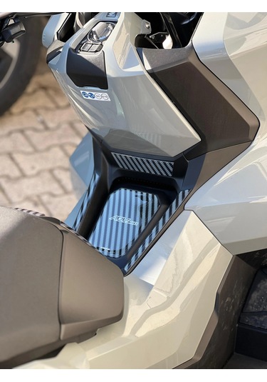 Honda Adv 350 2023-2025 Uyumlu Deeb Tank Pad Set Kırmızı