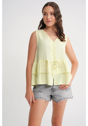 4722 Kadın V Yaka Fırfırlı Müslin Bluz Tereyağı Sarısı Tereyağı Sarısı