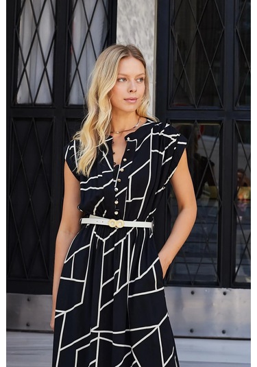 Kadın Yumuşak Dokulu İpeksi Modal Kumaş Hakim Yaka Beli Lastikli Önü Düğmeli Diz Altı Elbise-siyah Desen Siyah Dsn.
