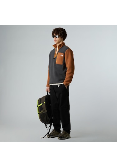 The North Face M Yumiori 1/4 Zip Erkek Polar-30502 Koyu Gri