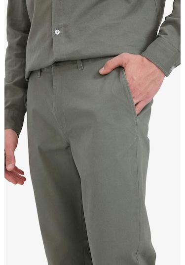 Defacto Regular Fit Normal Kesim Cepli Düz Paça Chino Pantolon D7349AX25SP Haki Defacto Regular Fit Normal Kesim Cepli Düz Paça Chino Pantolon D7349AX25SP Haki